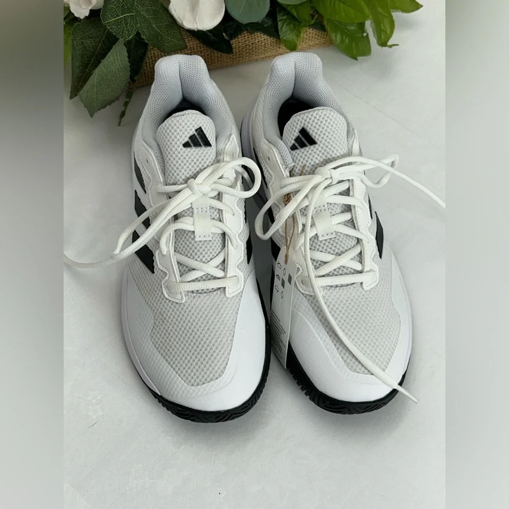 adidas White and Black Low-Top Athletic Trainers